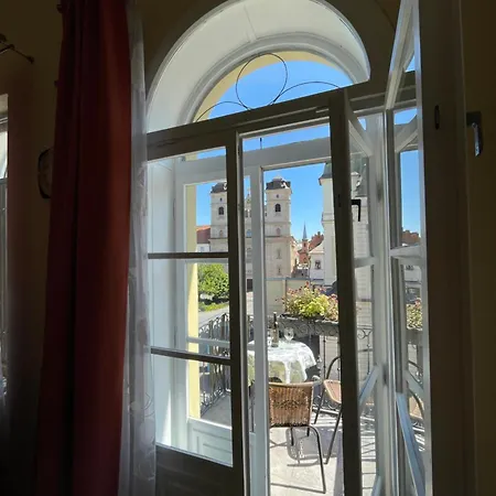 Appartamento Royal In Historical Downtown *