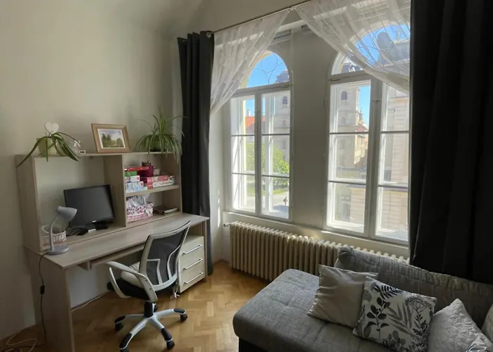 Royal In Historical Downtown *